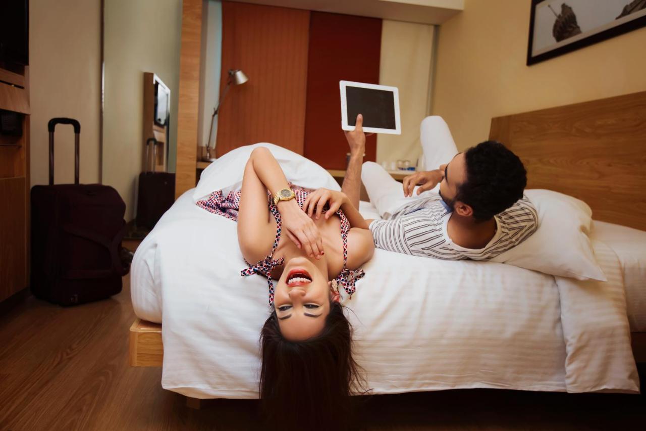Отель Ibis Bengaluru Hosur Road - An Accor Brand Экстерьер фото